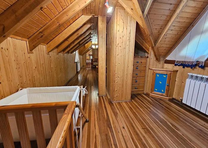 Pico Aspe Semesterbostad Villanúa